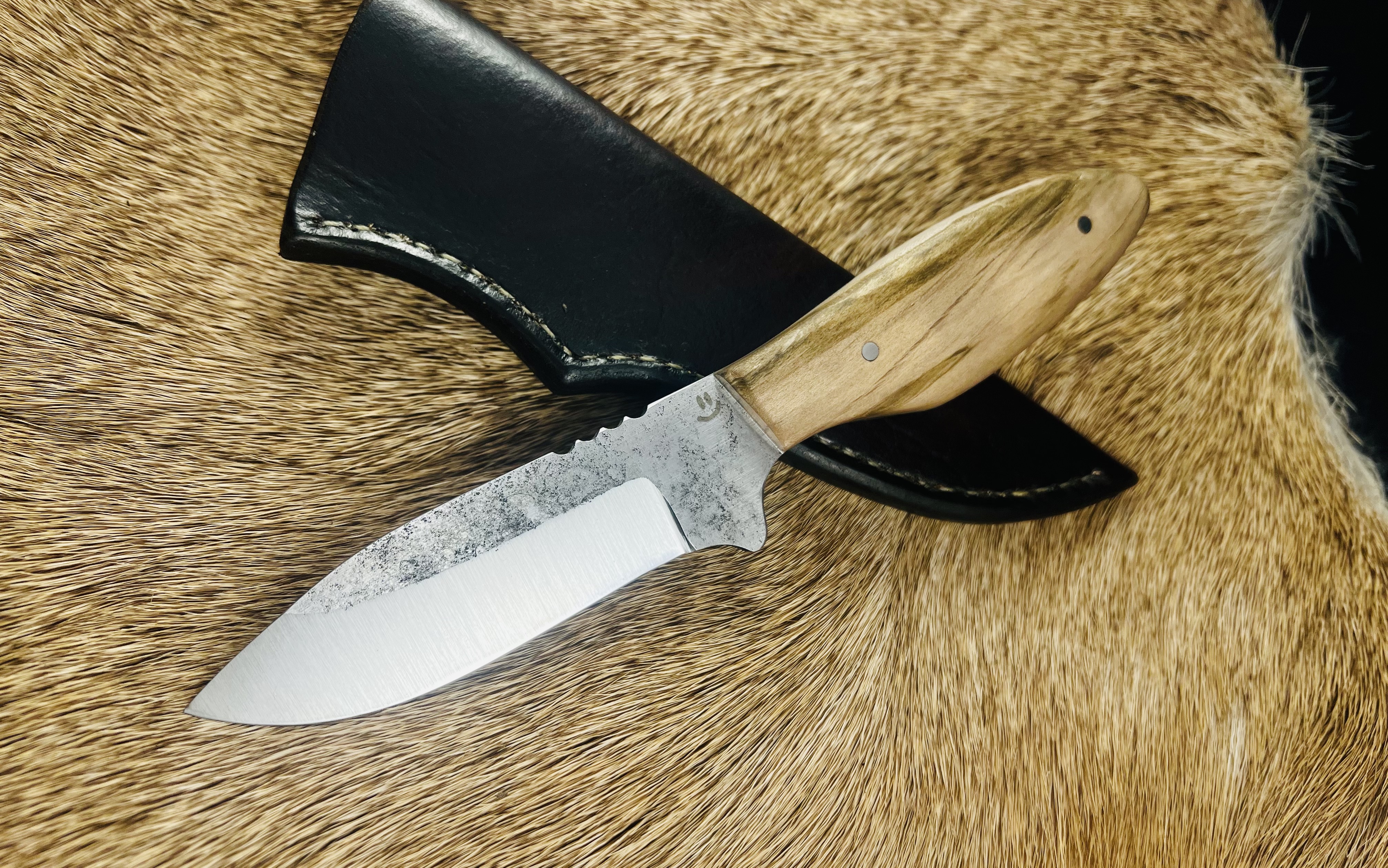 Mike Jones Knife & Tool