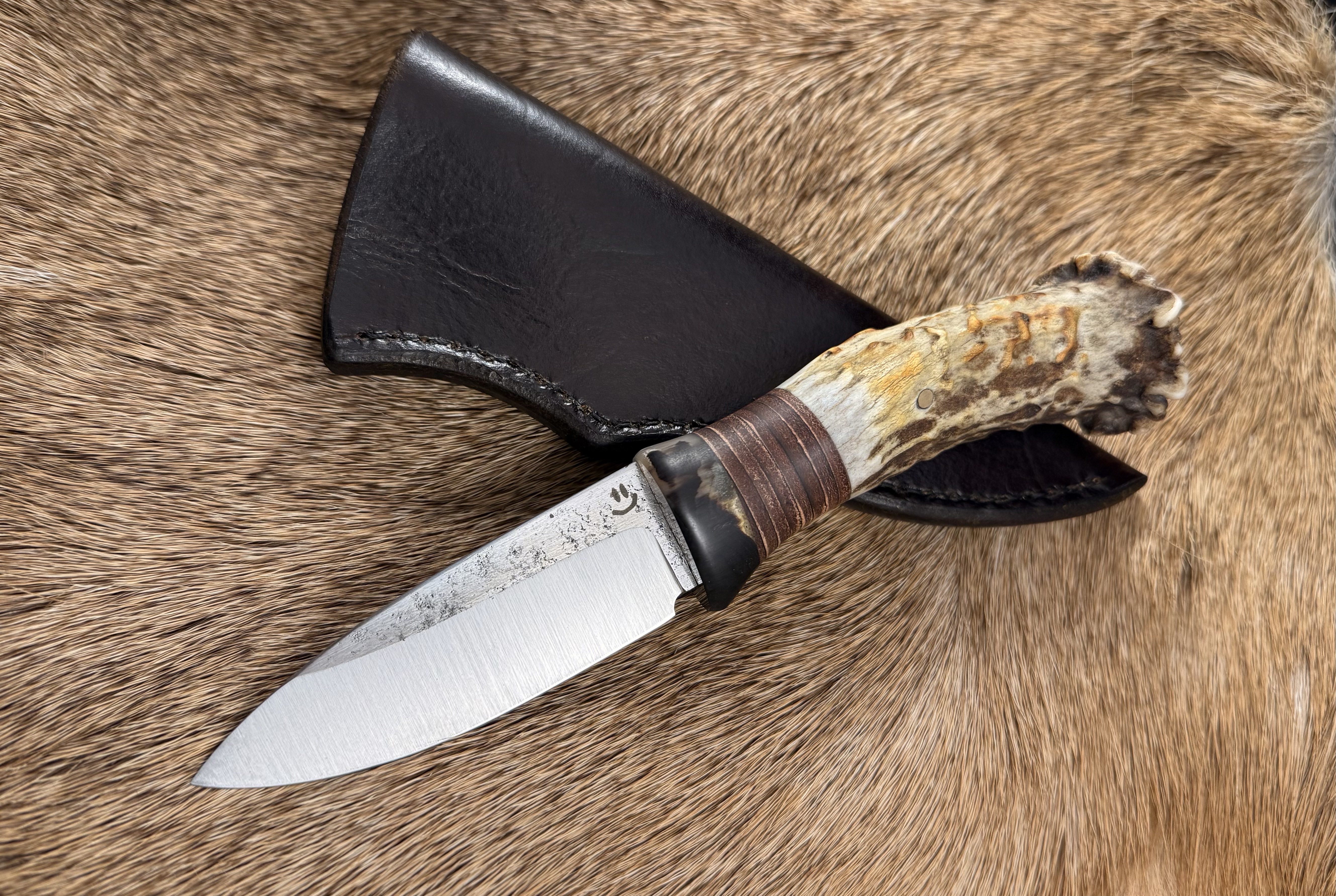 Mike Jones Knife & Tool