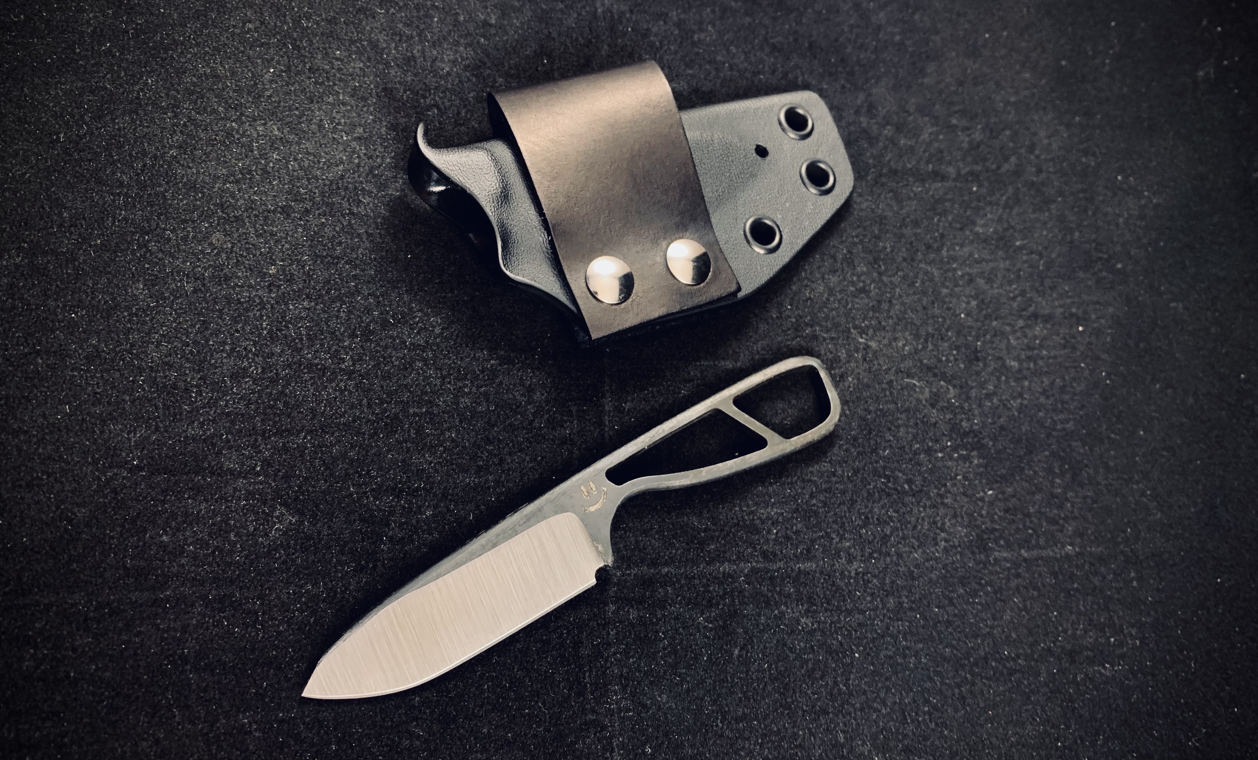 Mike Jones Knife & Tool