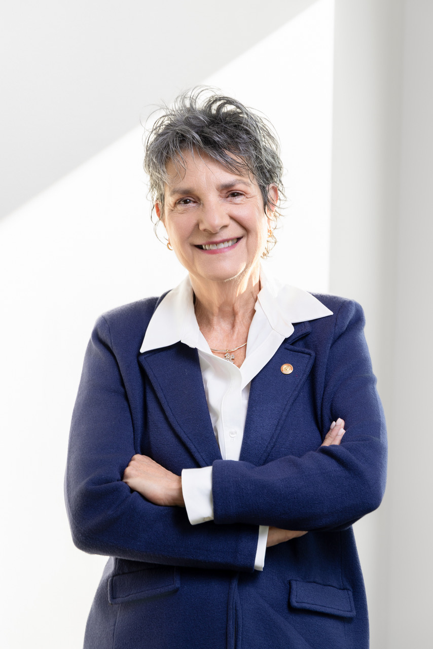 Headshot of Dr. Carly Cassleman