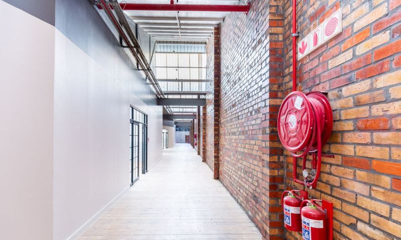 Island Works - Paarden Eiland industrial office space for rent | Inospace