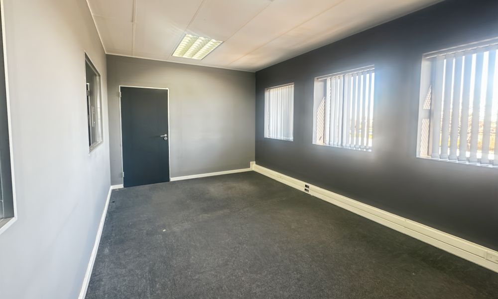 2 - 5 person office in Isando