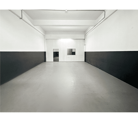 Secure modern workshop in Isando