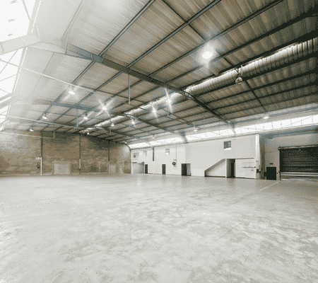 Double volume warehouse in Jet Park