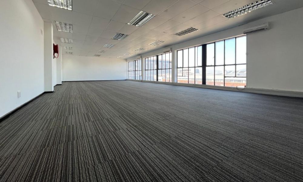 Refurbished office space for large teams in Maitland