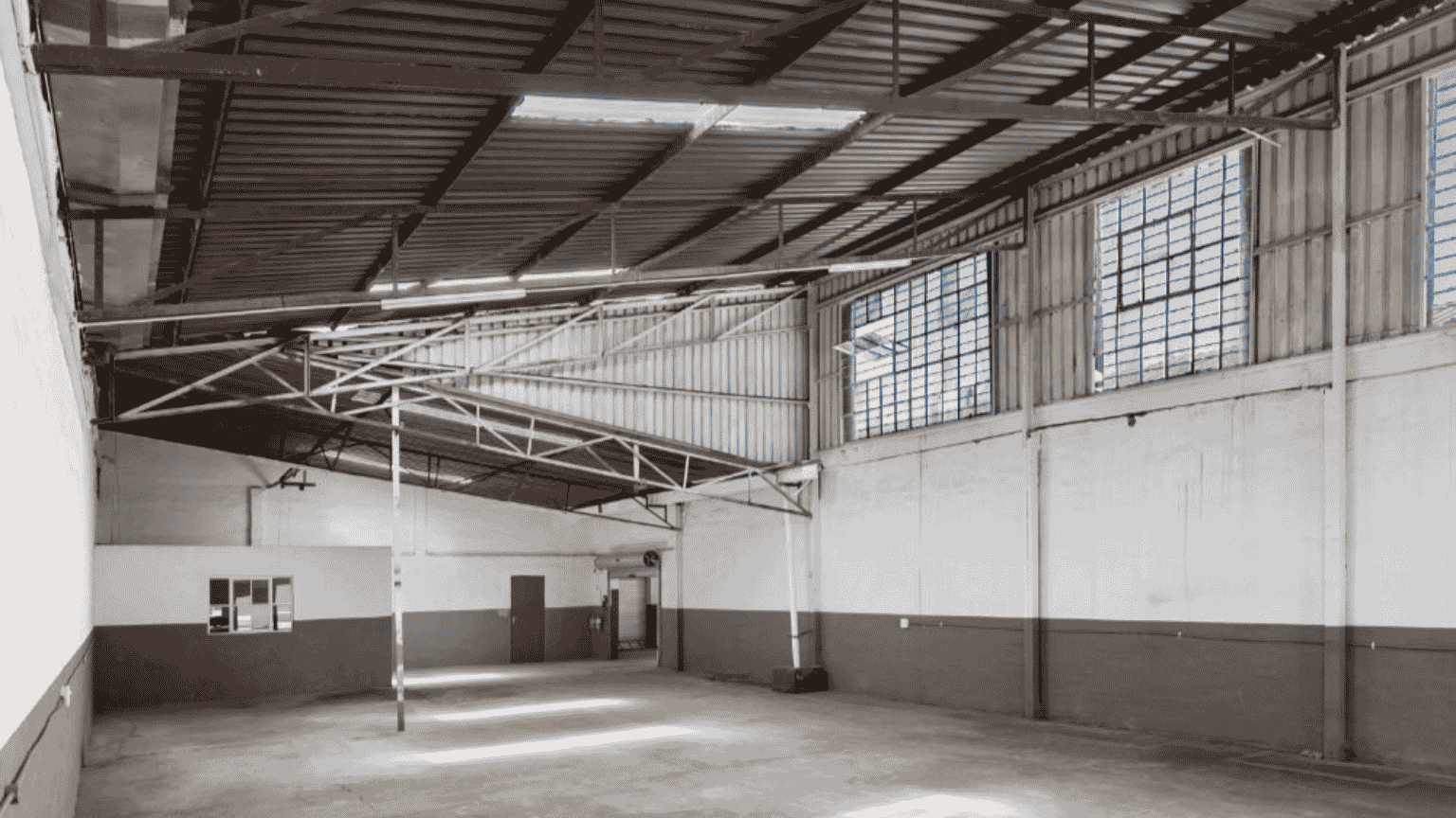 Secure industrial warehouse in Sebenza