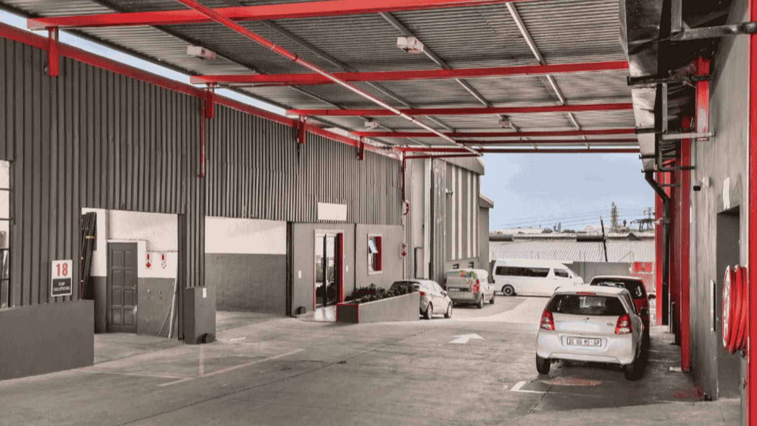 Secure industrial warehouse in Sebenza