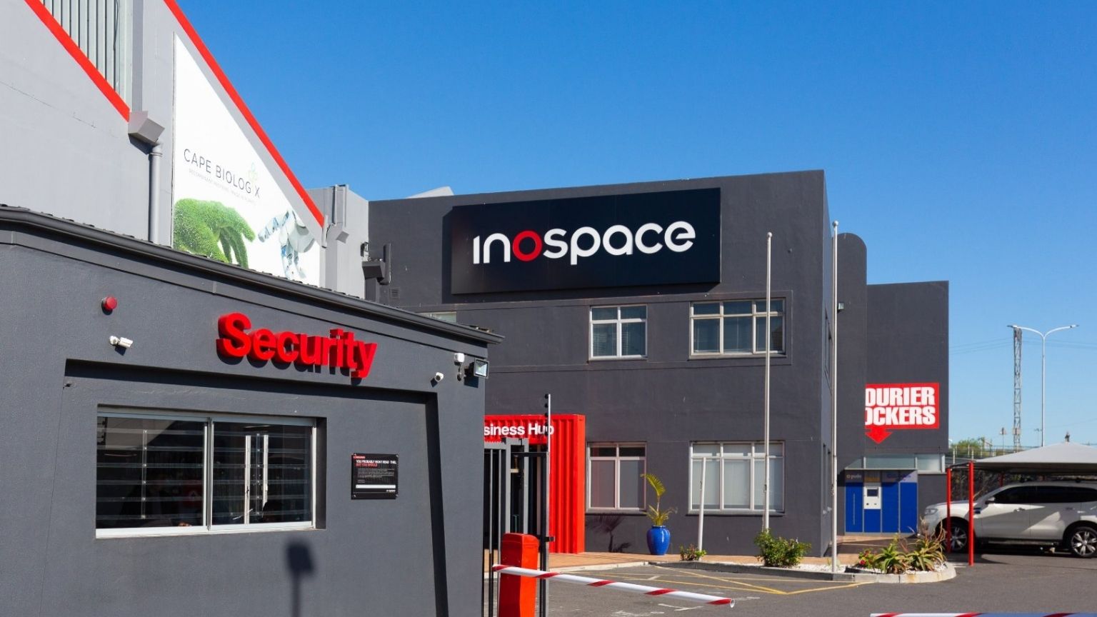Modern 1-2 person office in Ndabeni