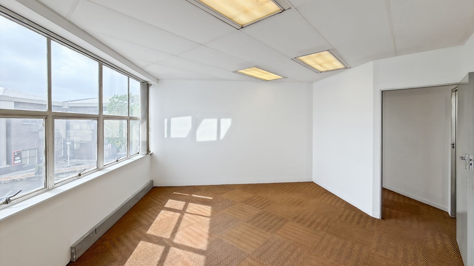 Secure industrial unit in Wynberg