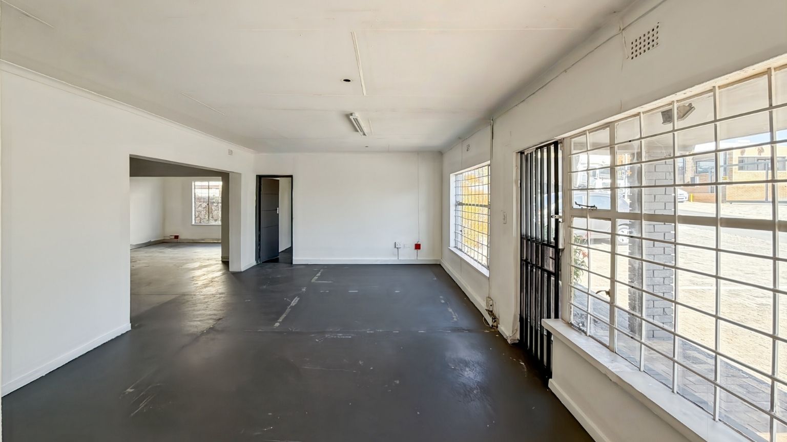 Ground-floor workspace in Wynberg