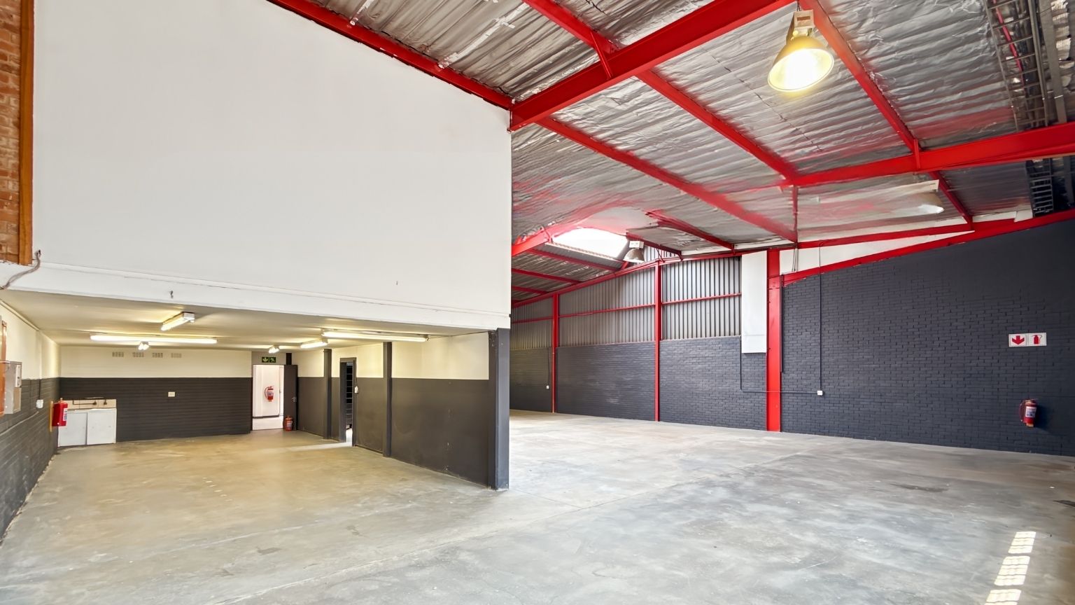 Logistics space in Strijdom Park