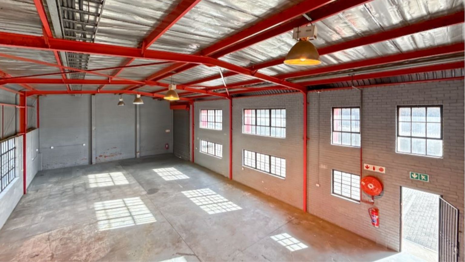 Functional warehouse with office space