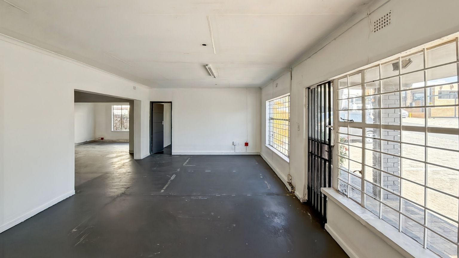 Prime industrial space with operational flexibility