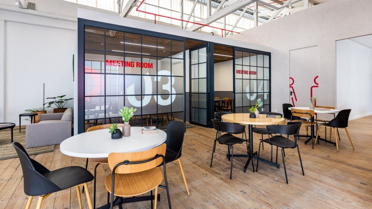 Showroom space in Paarden Eiland