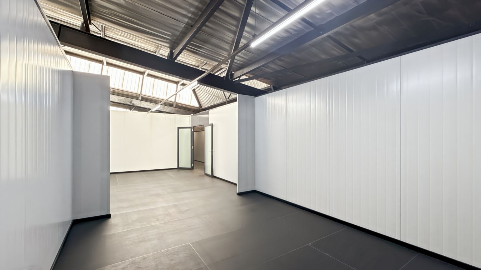Warehouse perfect for SMEs in Eastgate, Sandton