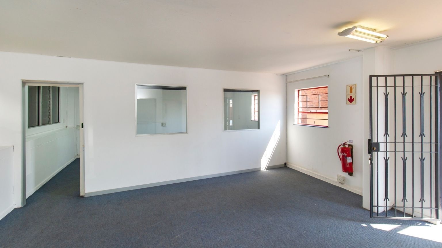 Workspace with 24h security