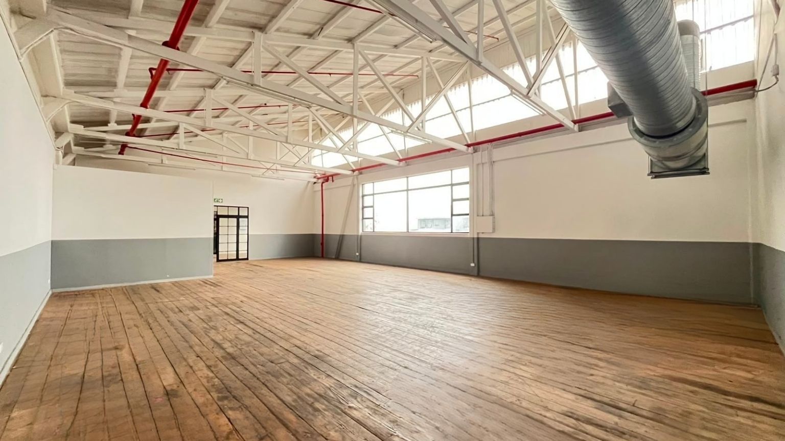 Premium warehouse in Paarden Eiland 