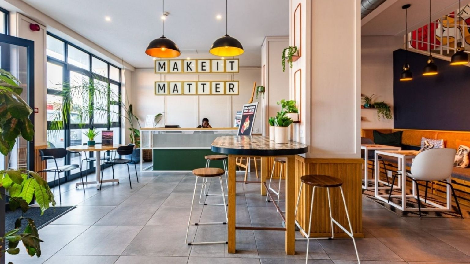 Premium warehouse in Paarden Eiland