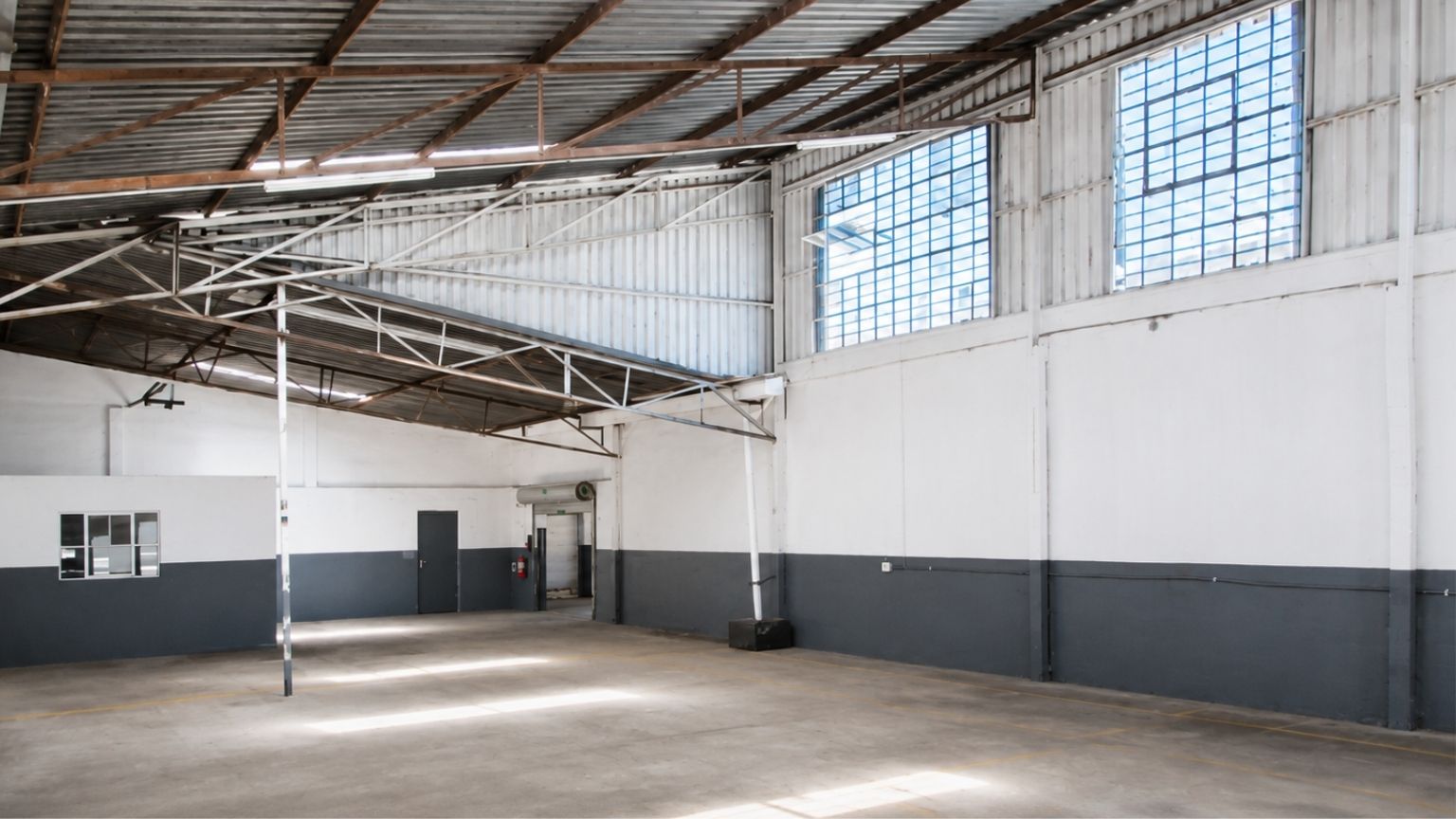 Secure industrial warehouse in Sebenza