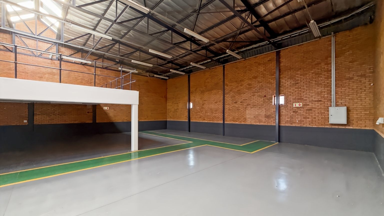 Versatile industrial unit with high power & truck access