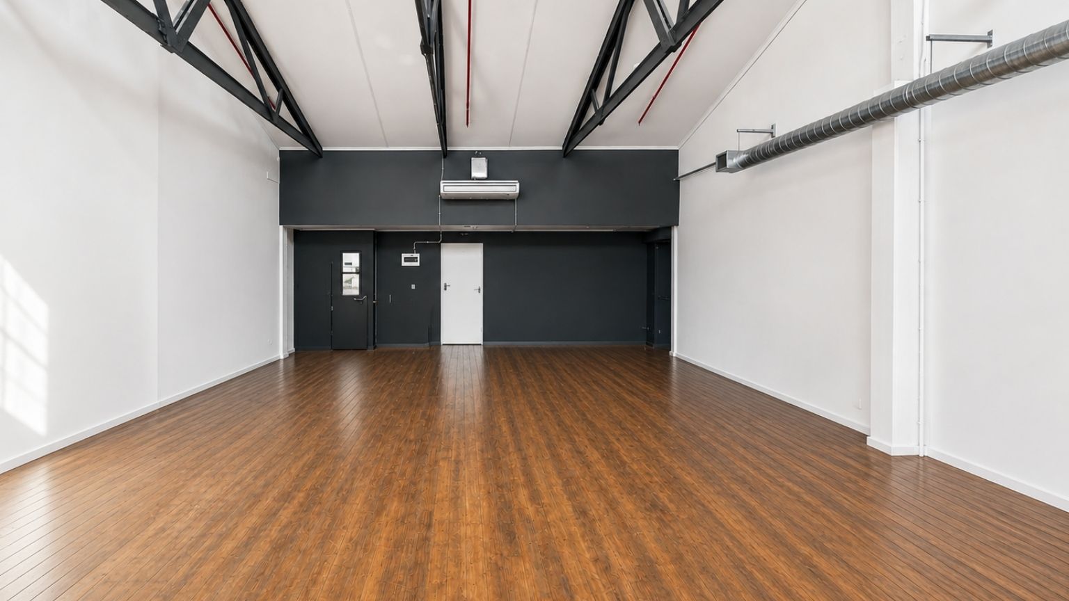 Versatile Workspace in Paarden Eiland
