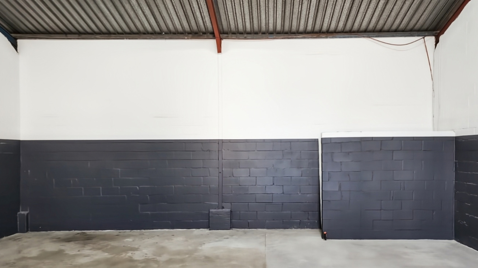 Secure 77m2 Warehouse in Kraaifontein