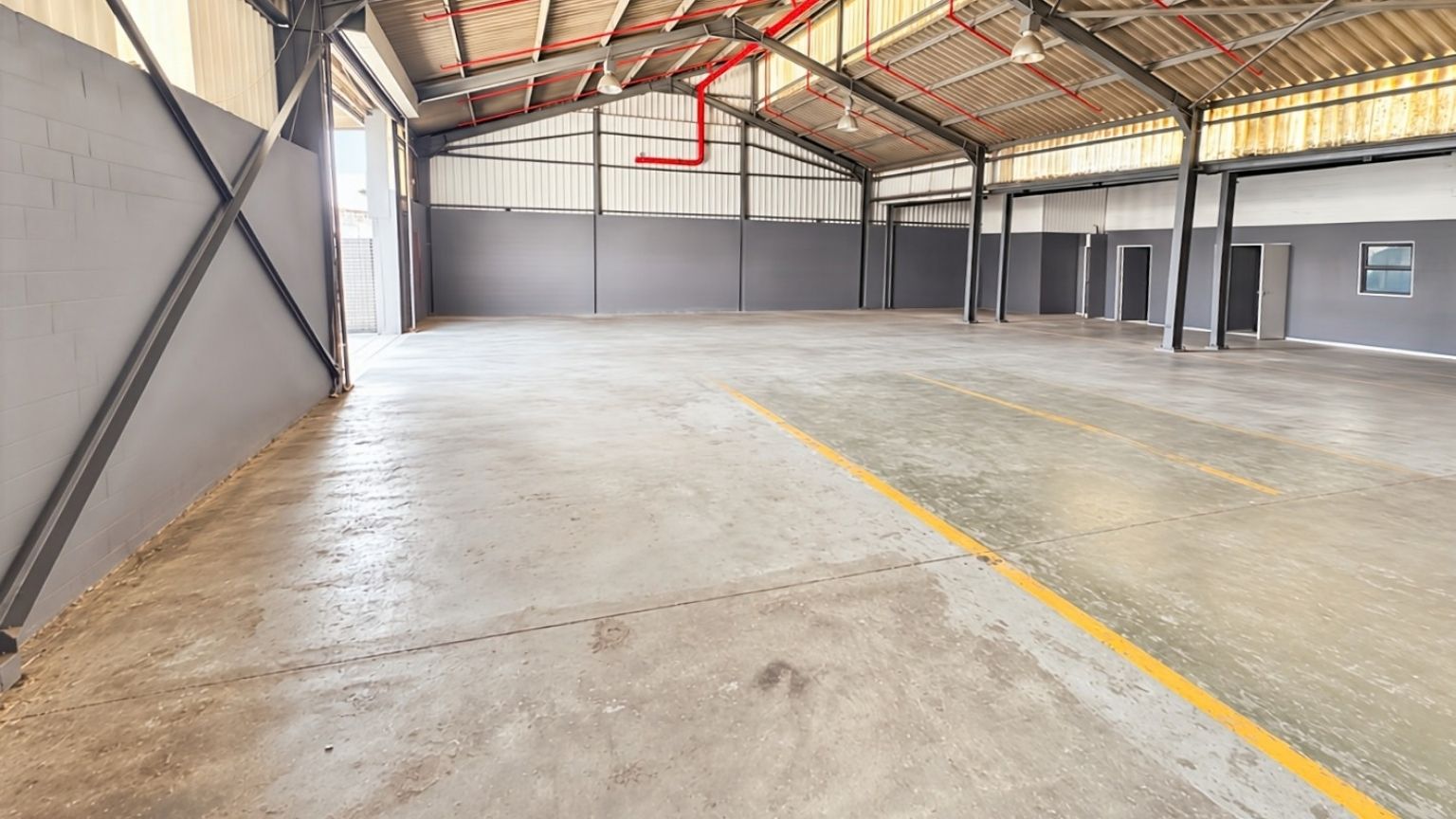 Industrial Warehouse to Rent in Triangle Farm