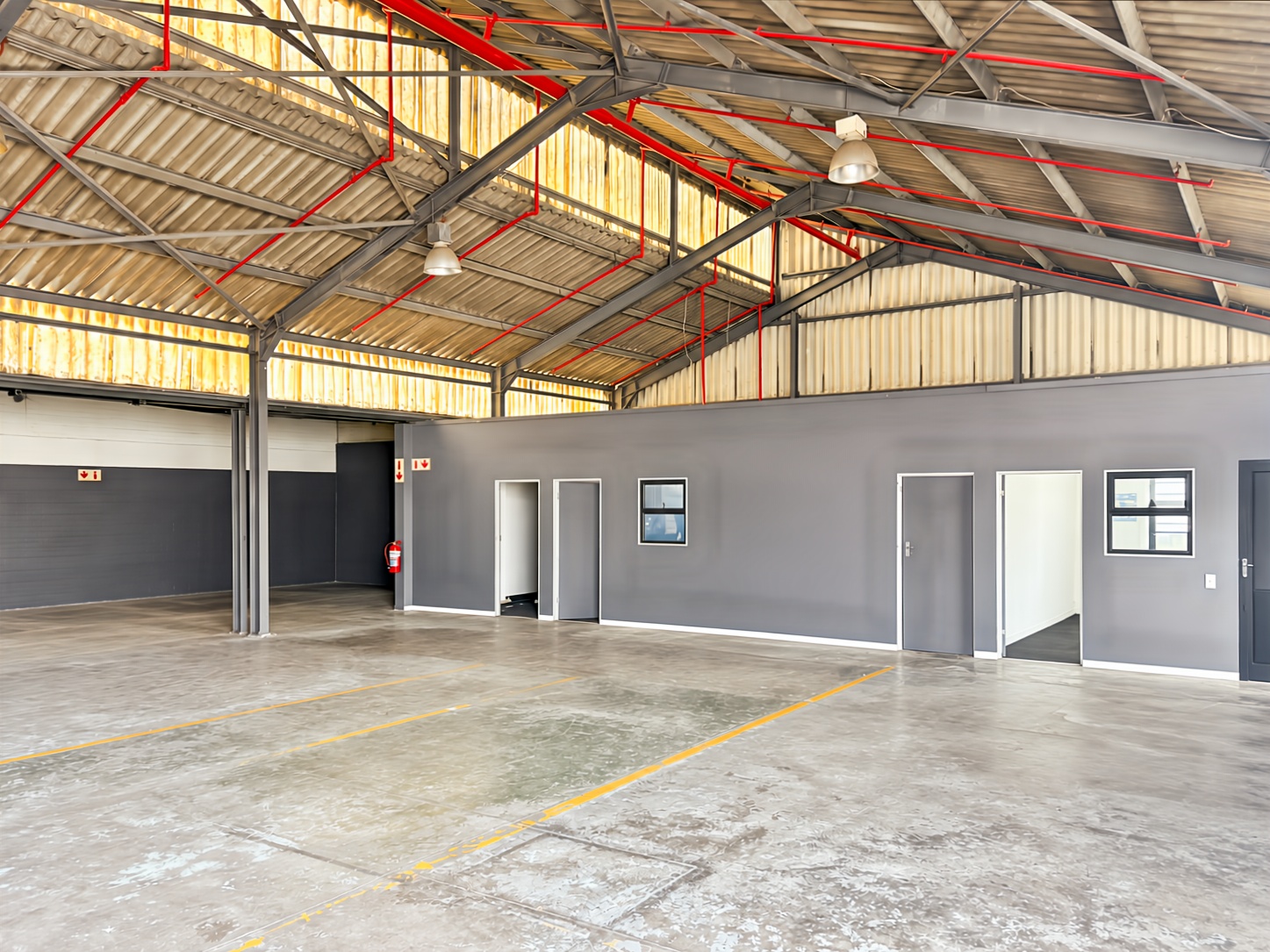 Industrial Warehouse to Rent in Triangle Farm