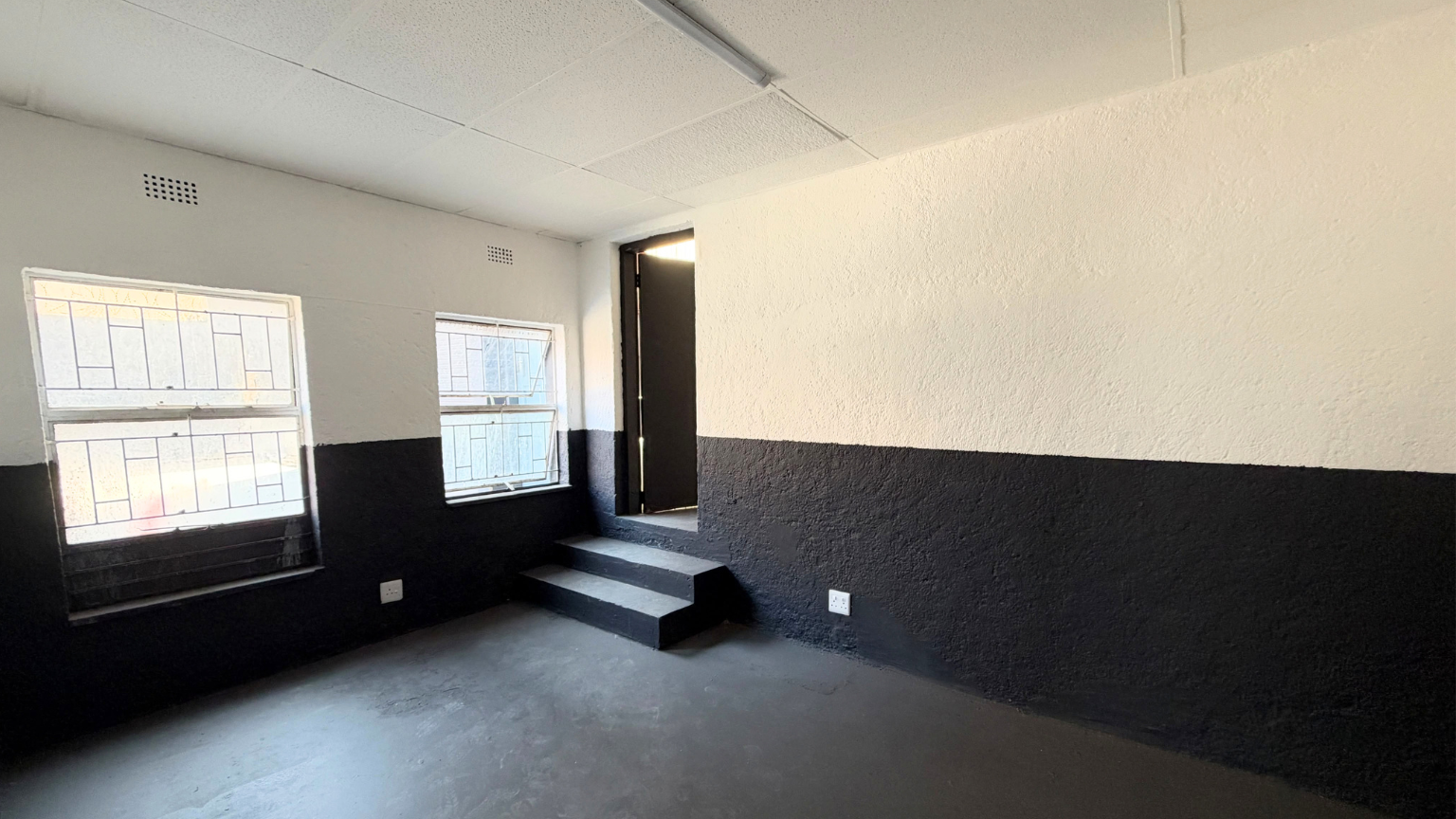 High power warehouse in Wynberg