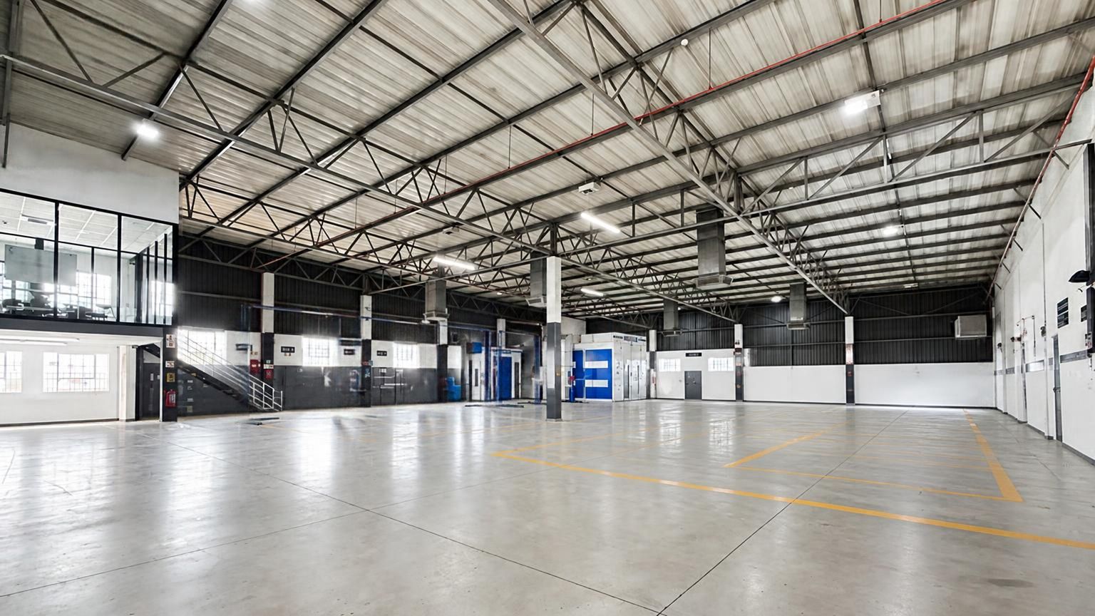 Prime retail warehouse with high power 