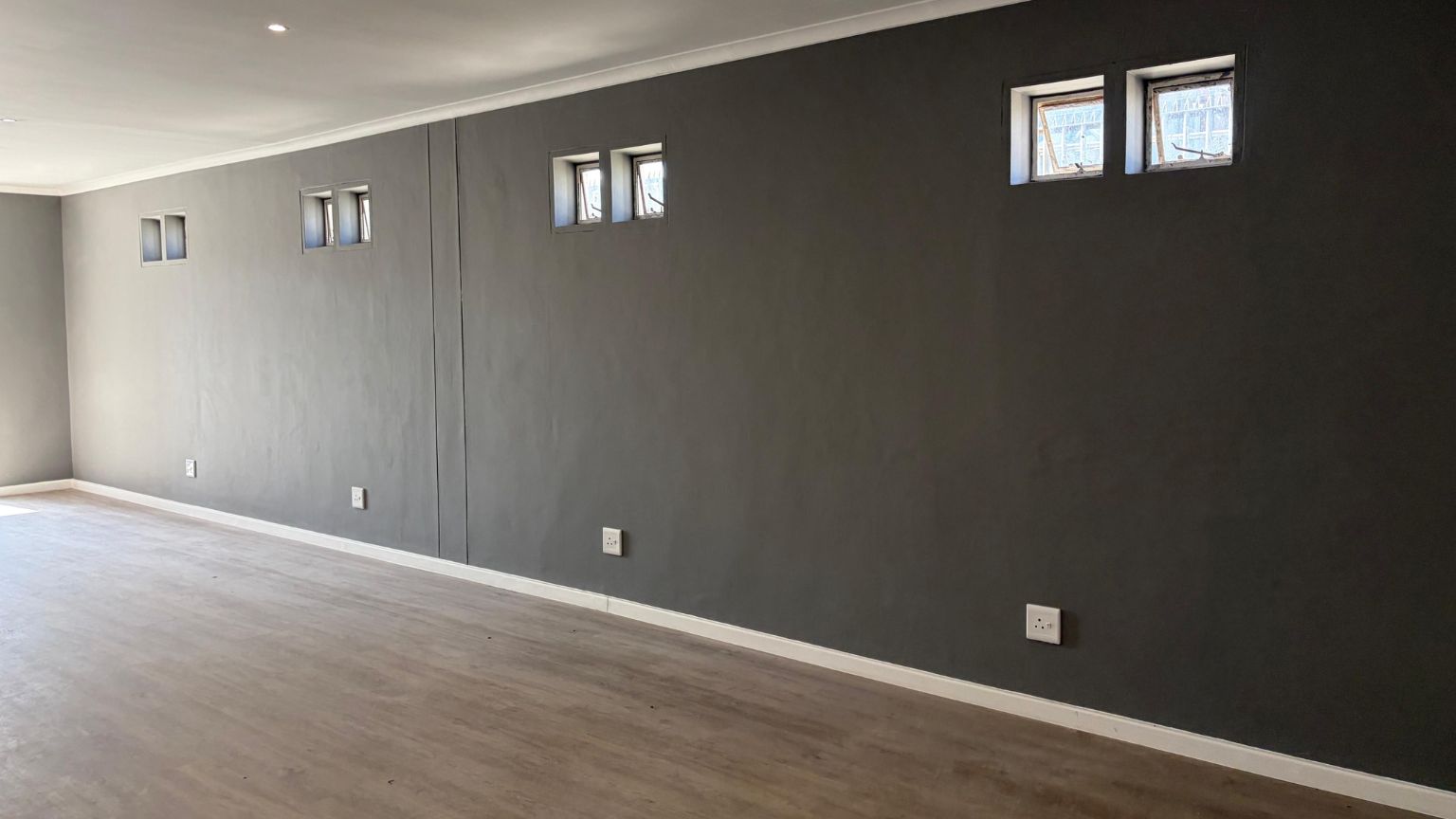 3–6 person showroom space on Auckland Street