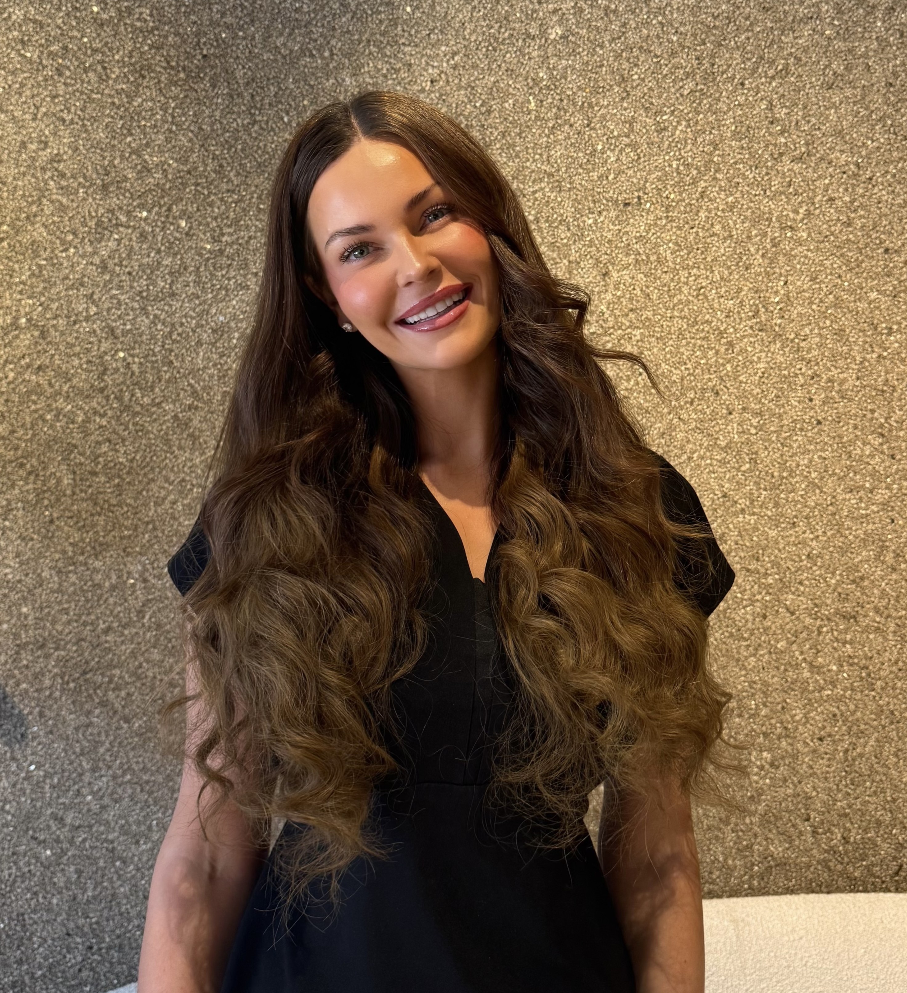 Et profilbilde av Tone Eckhoff, kosmetisk dermatologisk sykepleier ved Vanity Beauty Clinic i Oslo.