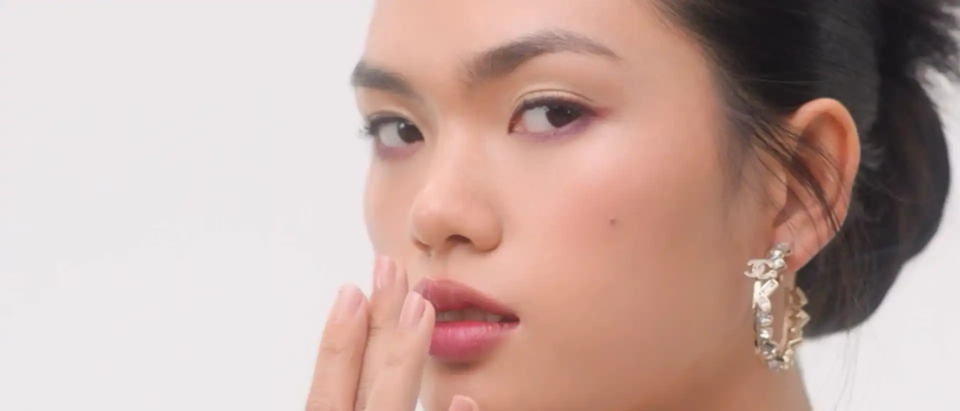 The Modern Contrast Look