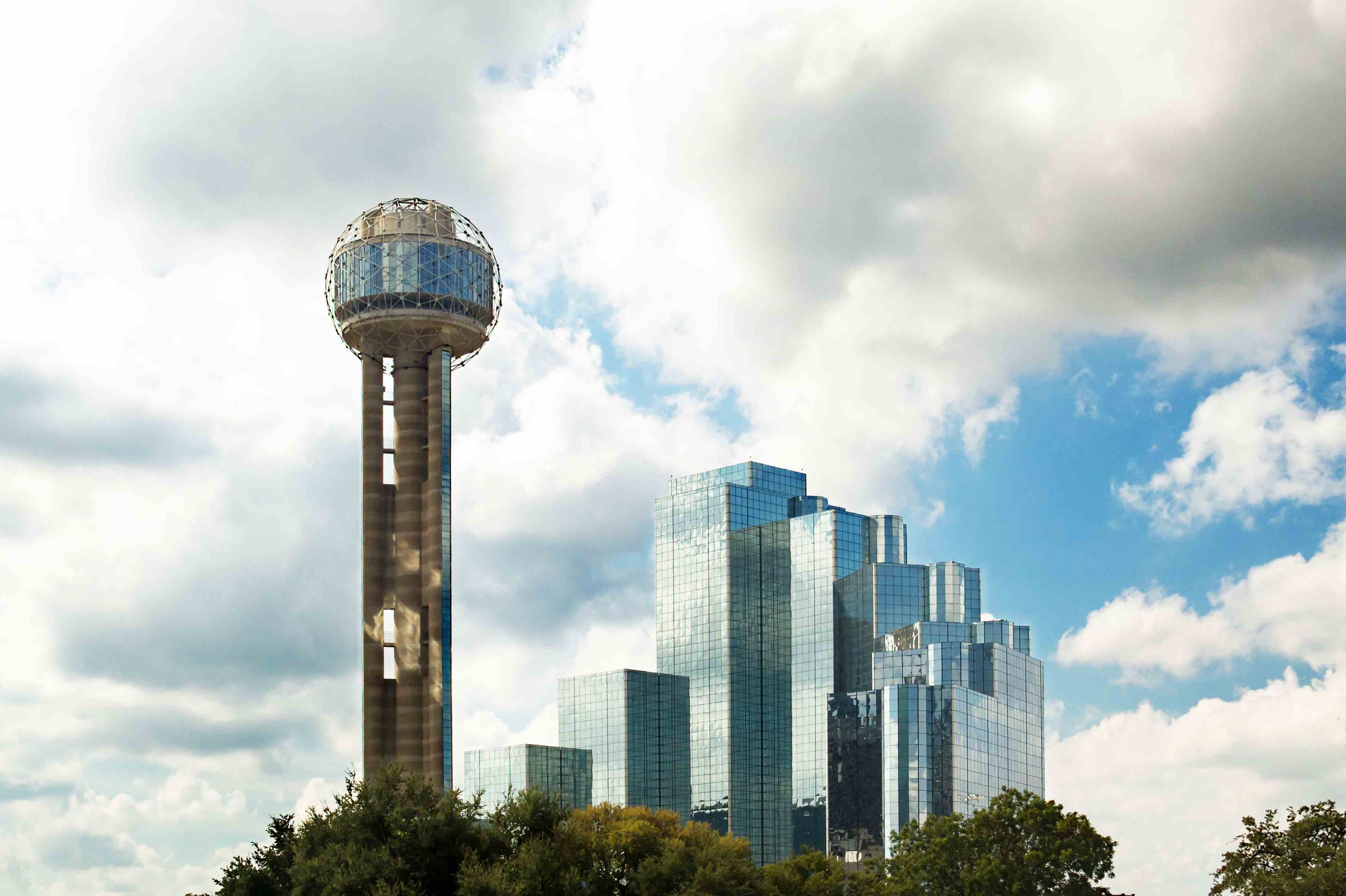 How does the weather affect Texas electricity rates?