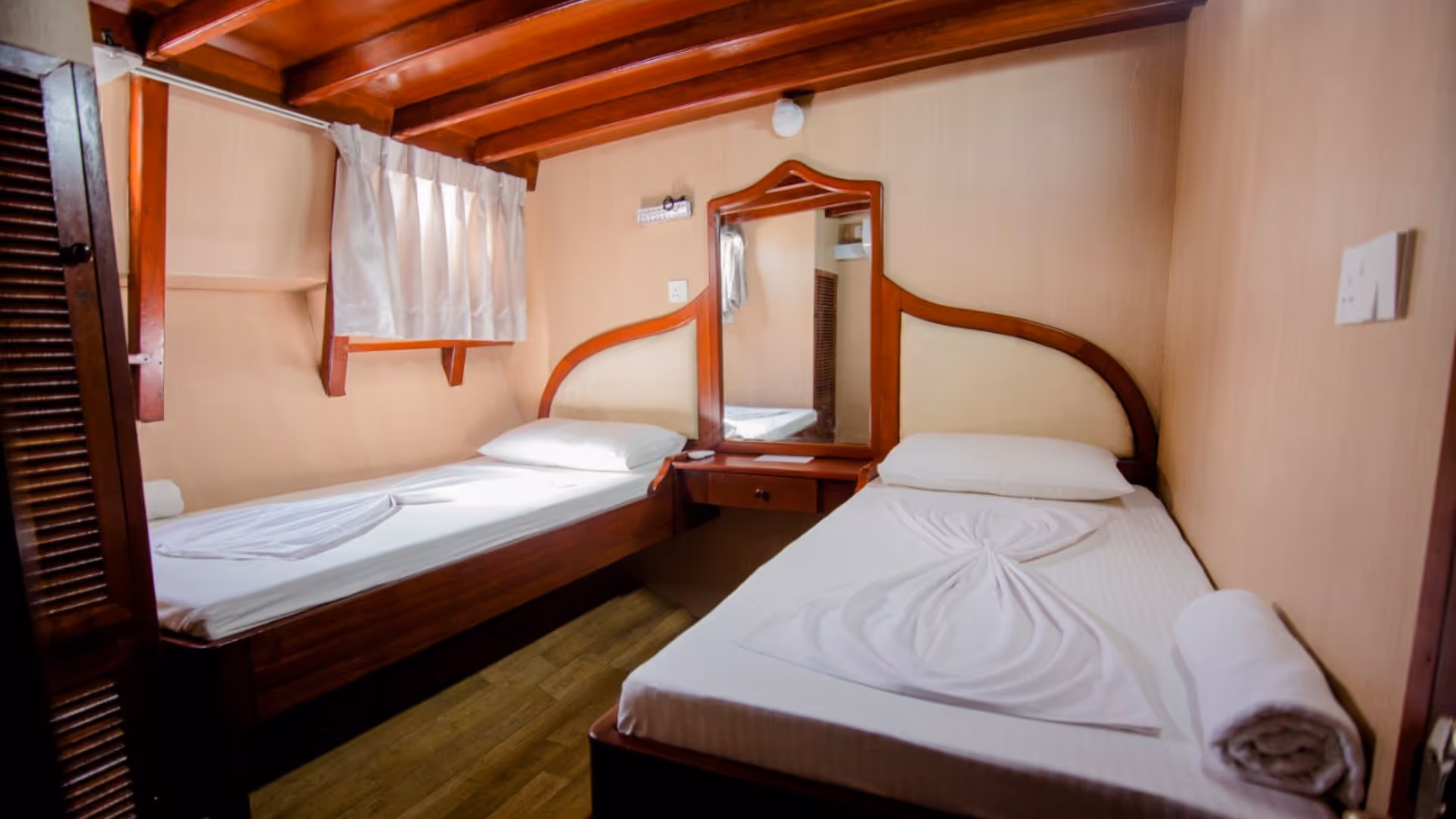 Two beds in the twin cabin