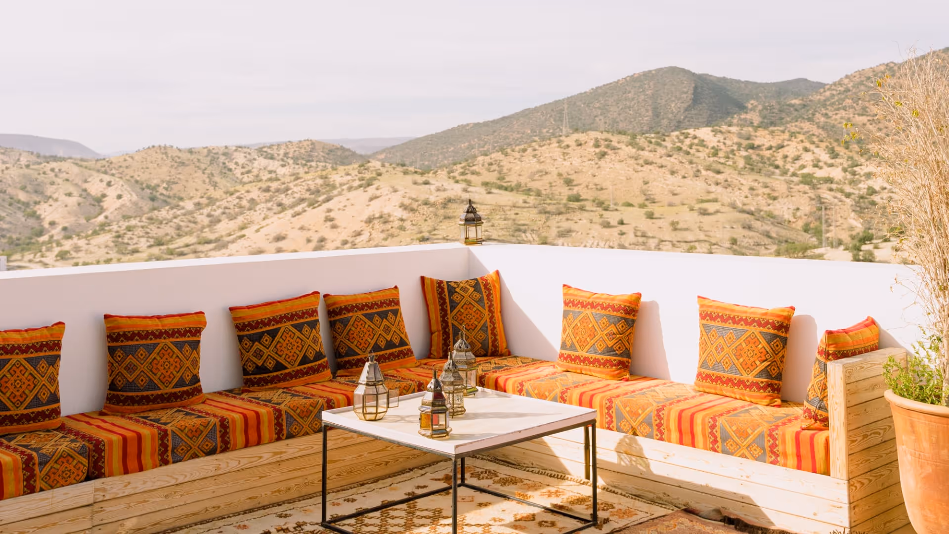 Moroccan villa in the hills of aourir