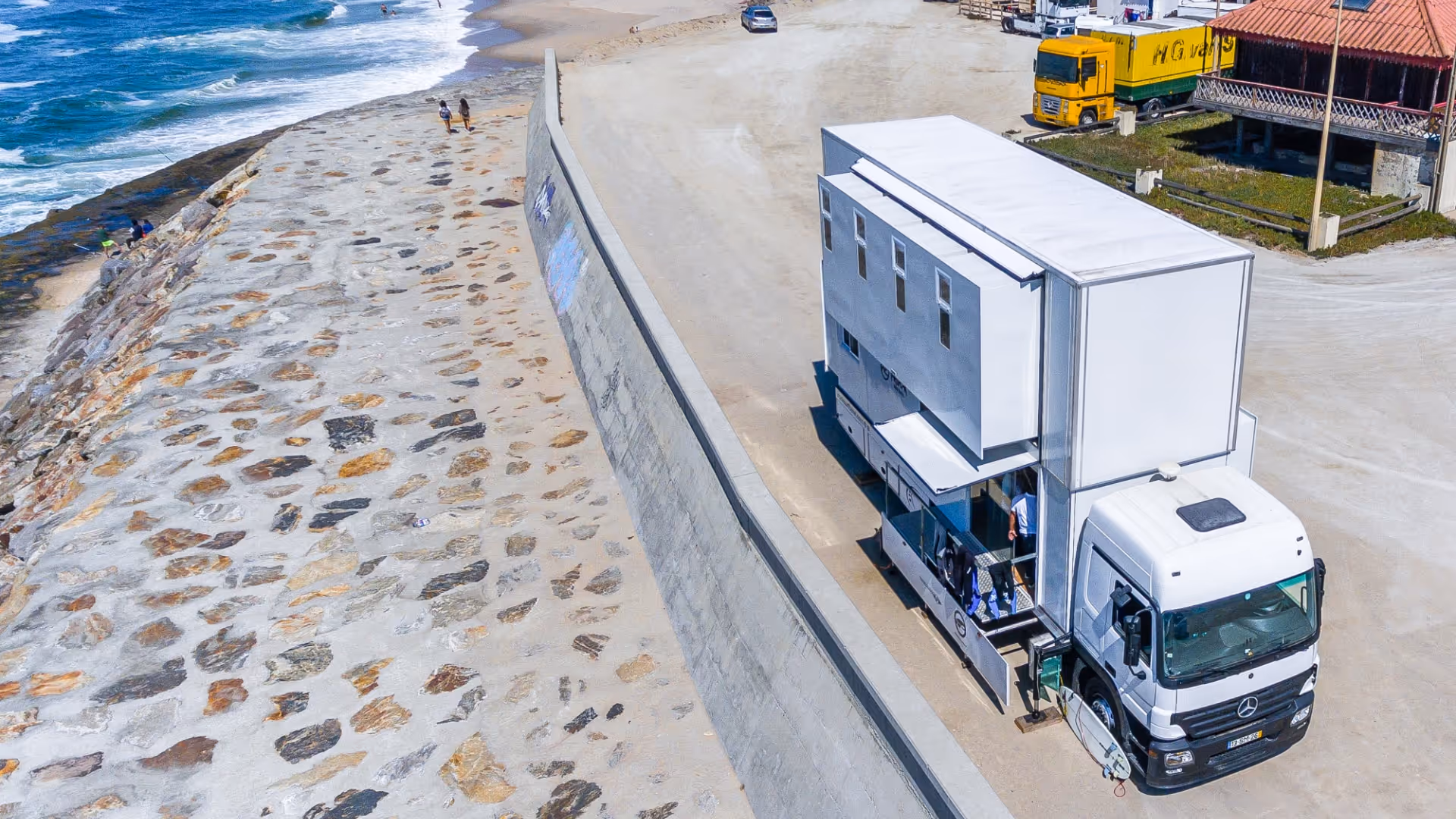mercedes truck surf hotel surf house