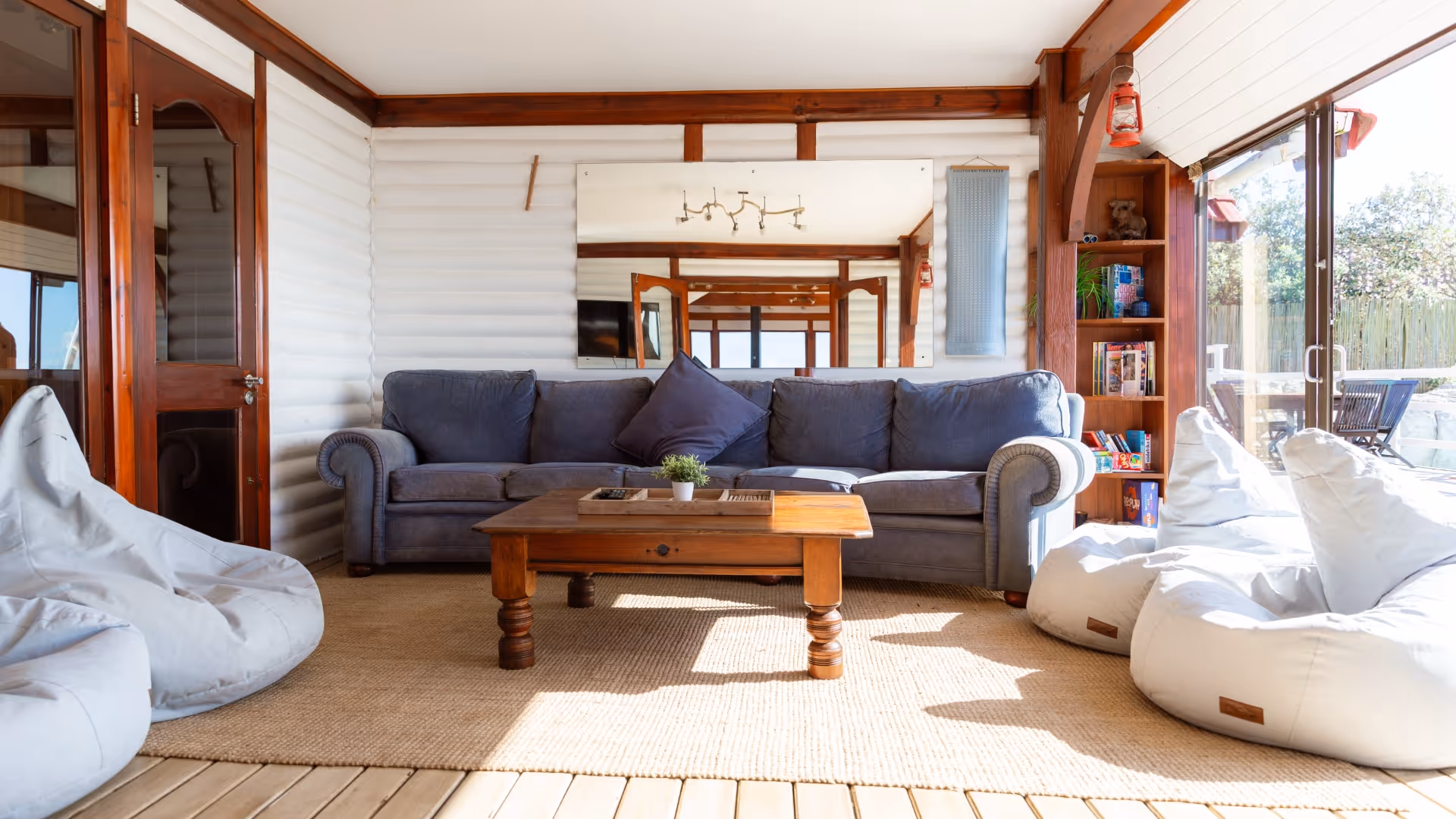 Common space of the surf house