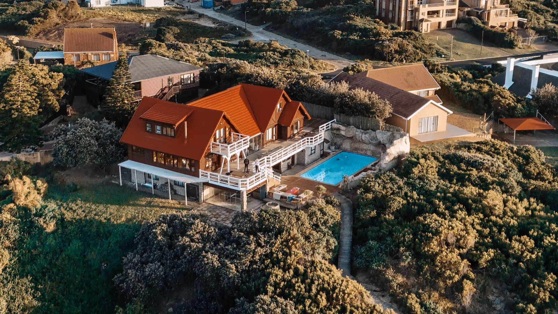 jeffreys bay surf lodge from the top