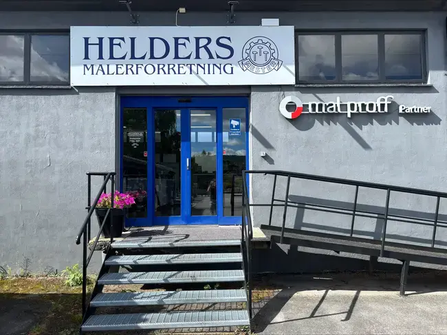 Fasaden på Helders Malerforretnng i Skien