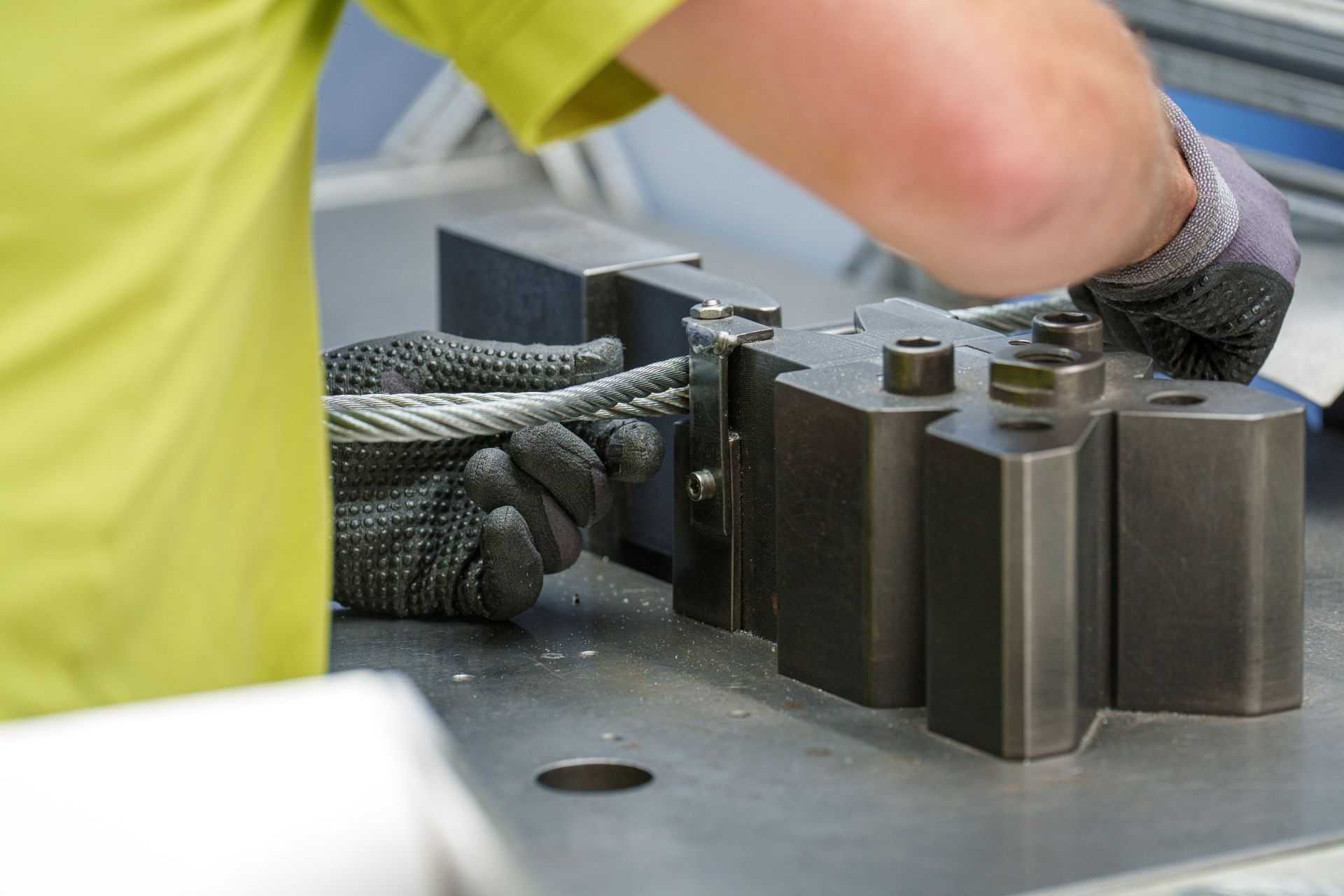 LHWS – Unsere Dienstleistungen: Metallbearbeitung