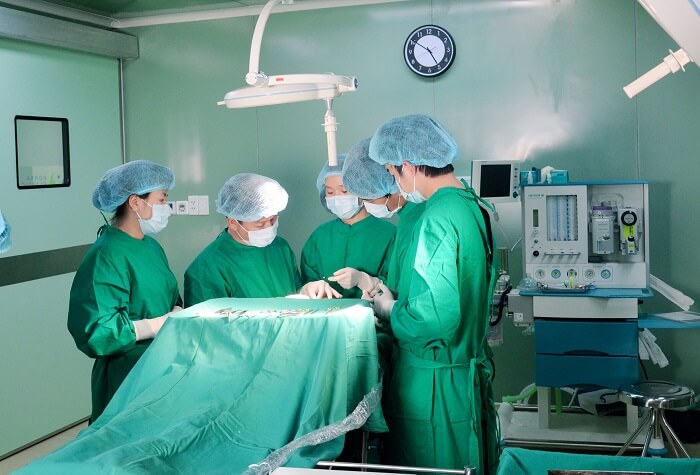 Móm xương hàm là gì? Có nên phẫu thuật hàm móm không?
