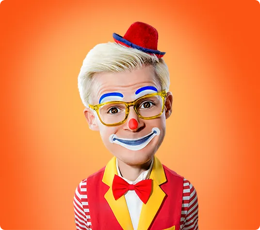 Clown hire Auckland with Popcorn the Clown