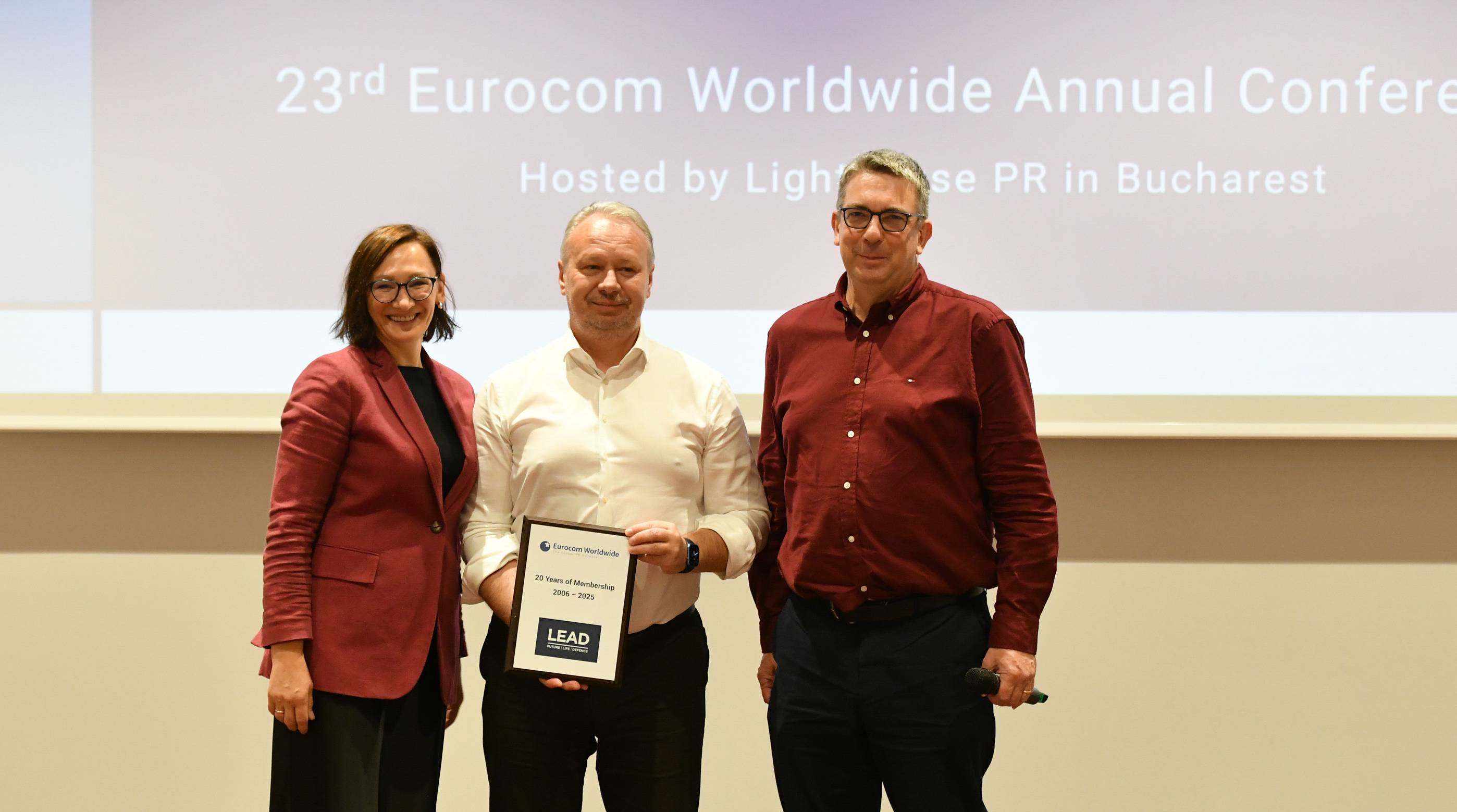 Celebrating 20 years of membership with the LEAD management at the Euroocom Worldwide Conference in Bucharest