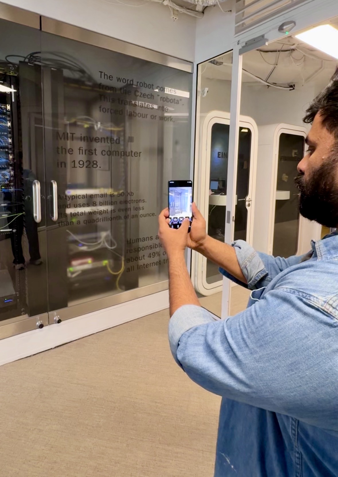 Karthik Kannan using the new Gemma model to read text on a display offline