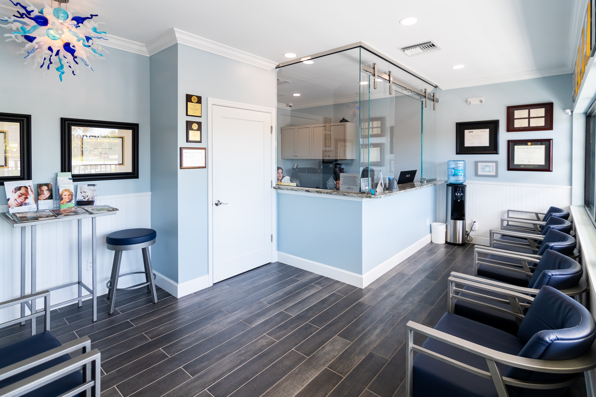 what marco island dentist can help me?