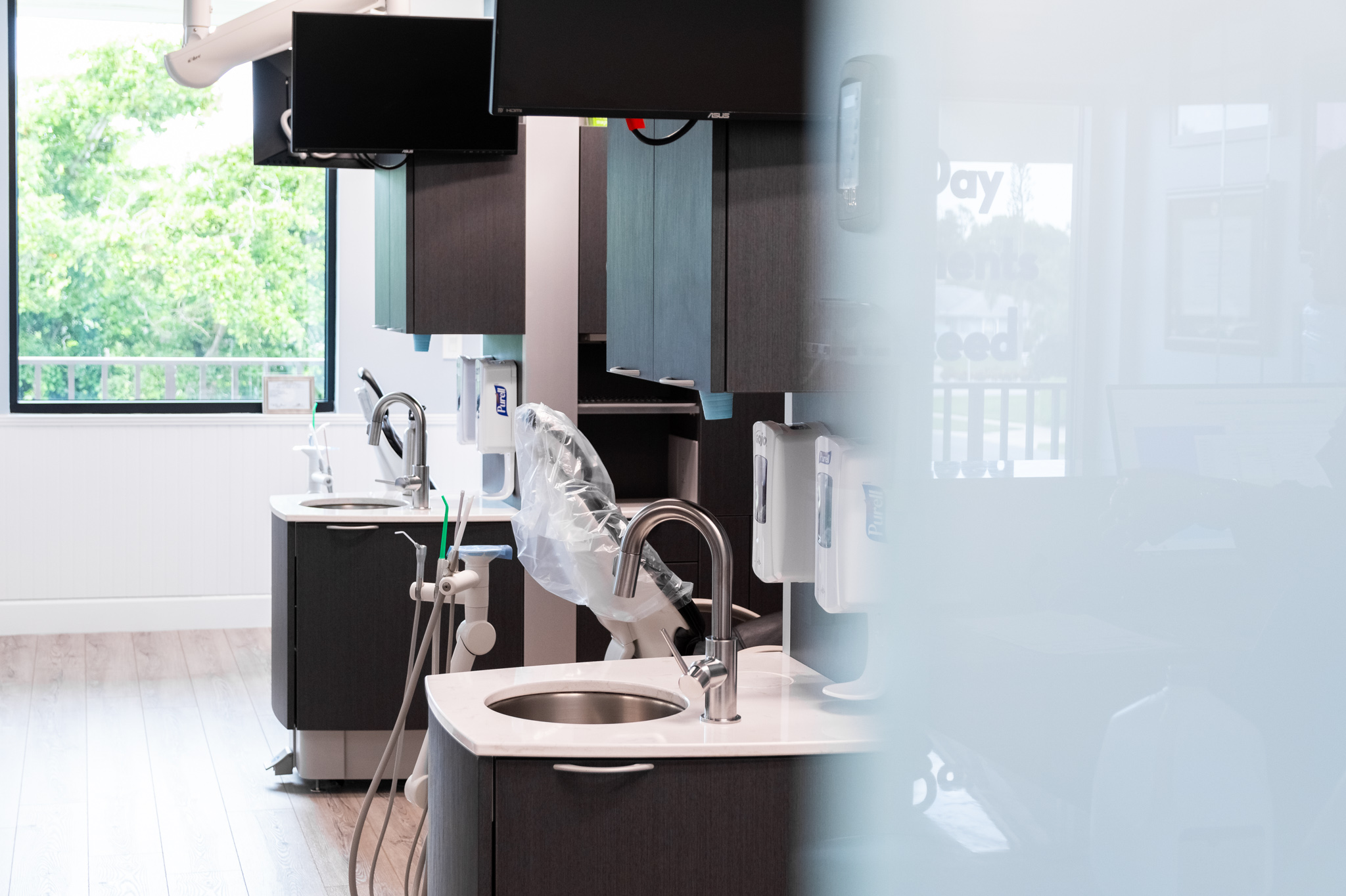 how can a marco island dentist help me?