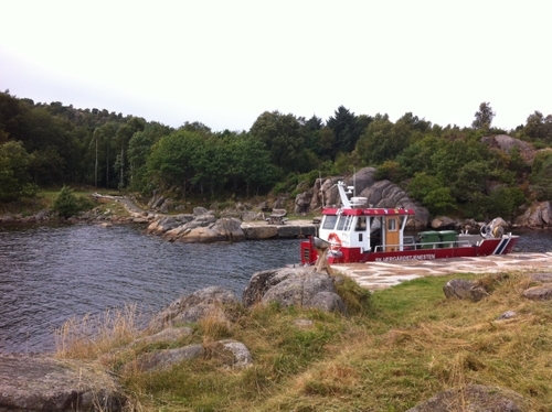 Paradisbukta i Farsund. Skjærgårdspark på Skjolnes.