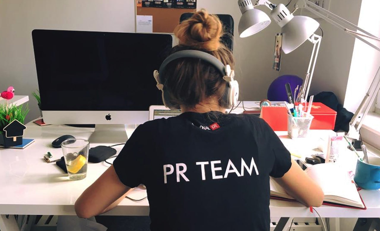 Every entrepreneur knows: standstill is decline. But how do you get your employees to embrace change and want to get moving? We give you tips for active change management.