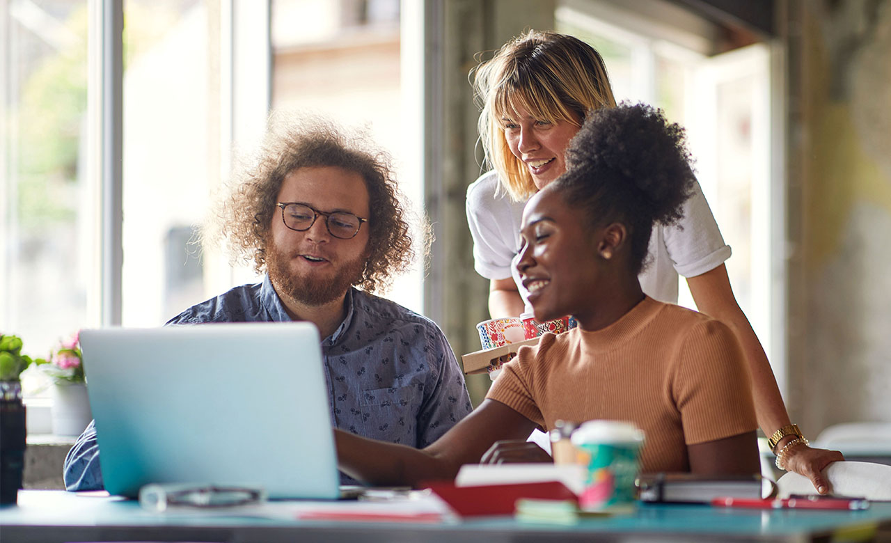 Development is important for the organisation and staff. With our tips, you can promote the learning culture and bring everyone along.